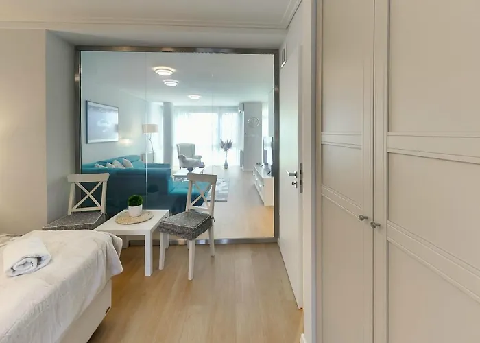 Апартаменты Hip Riverview Bestern *