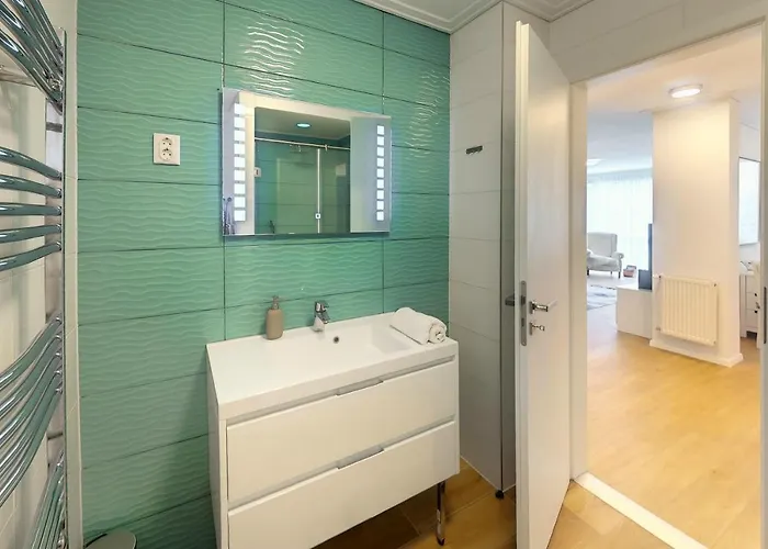 Hip Riverview Bestern * Сегед
