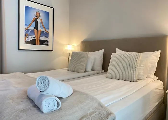 Апартаменты Hip Riverview Bestern