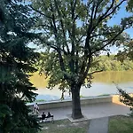 Hip Riverview Bestern