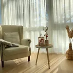 Hip Riverview Bestern Apartment *
