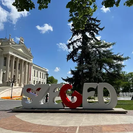 Apartamento Hip Riverview Bestern Szeged