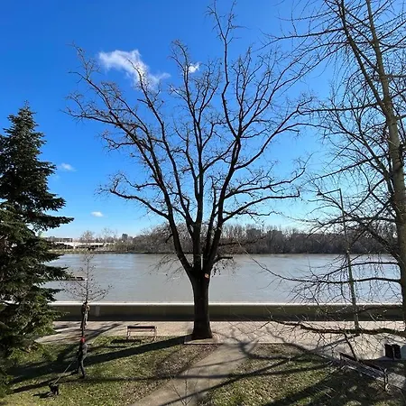 Hip Riverview Bestern