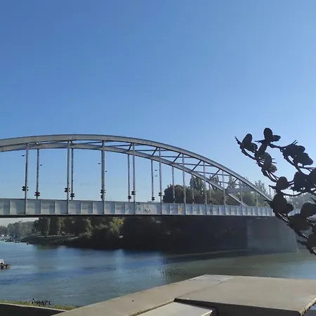 アパート Hip Riverview Bestern *
